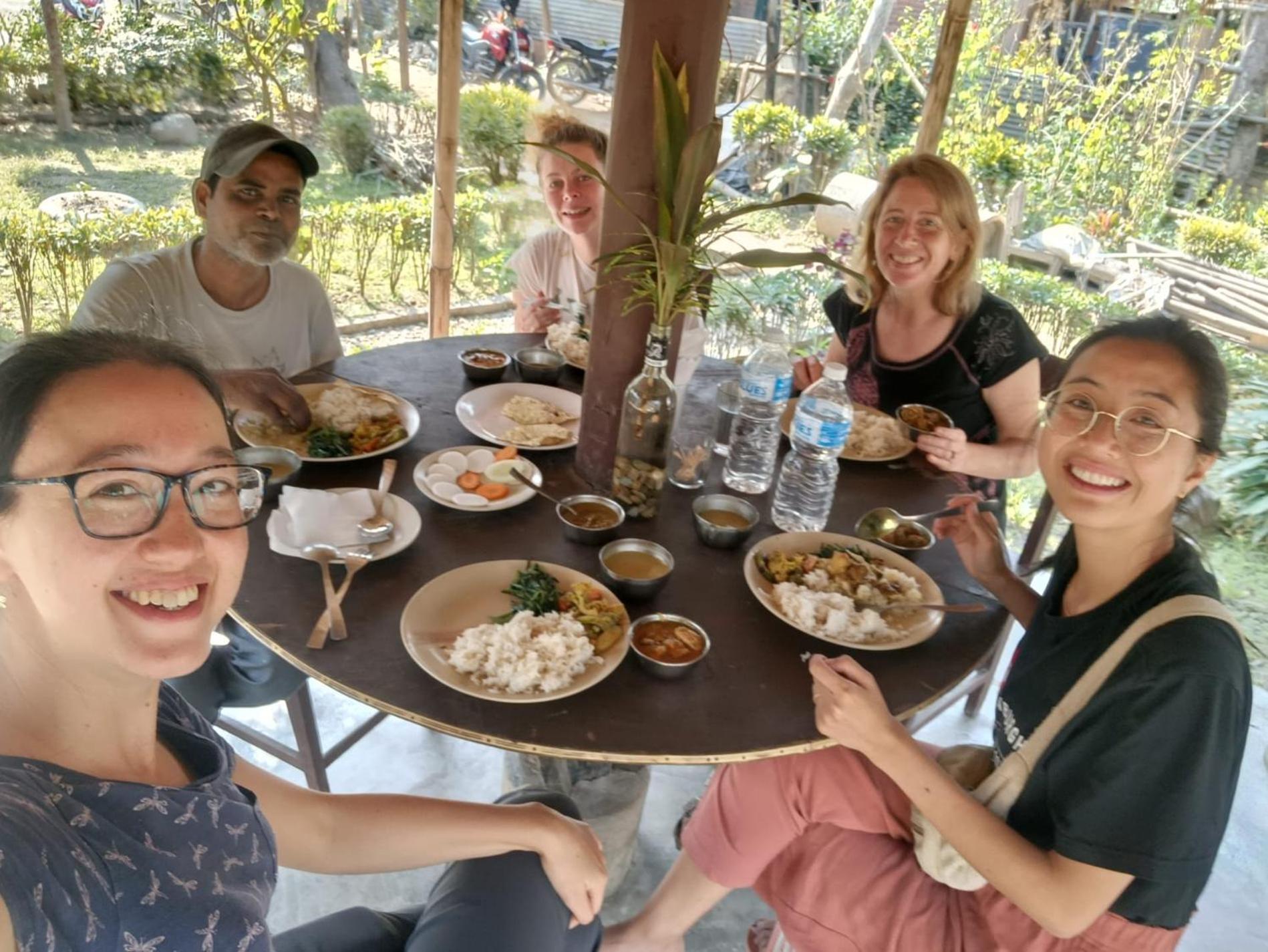 Crocodile Safari Camp Otel Chitwan Dış mekan fotoğraf