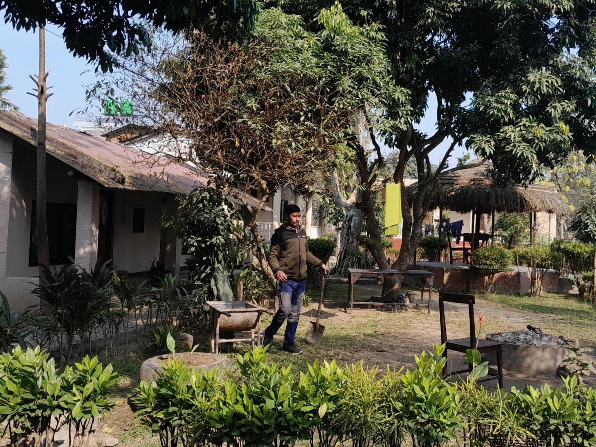 Crocodile Safari Camp Otel Chitwan Dış mekan fotoğraf