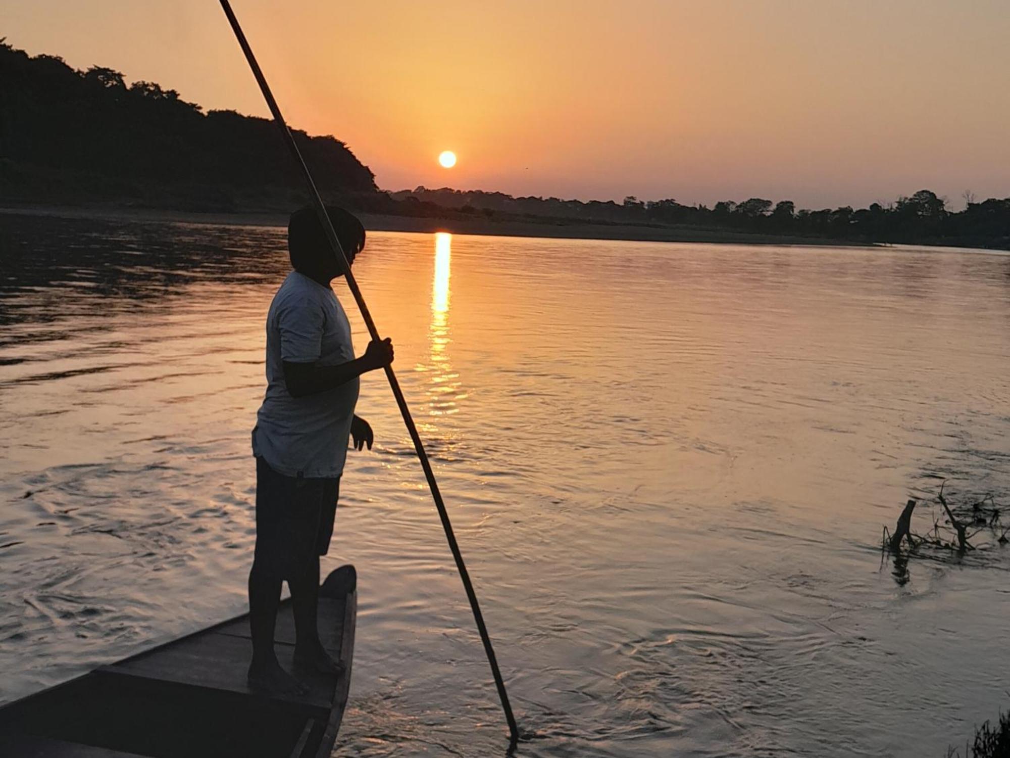 Crocodile Safari Camp Otel Chitwan Dış mekan fotoğraf