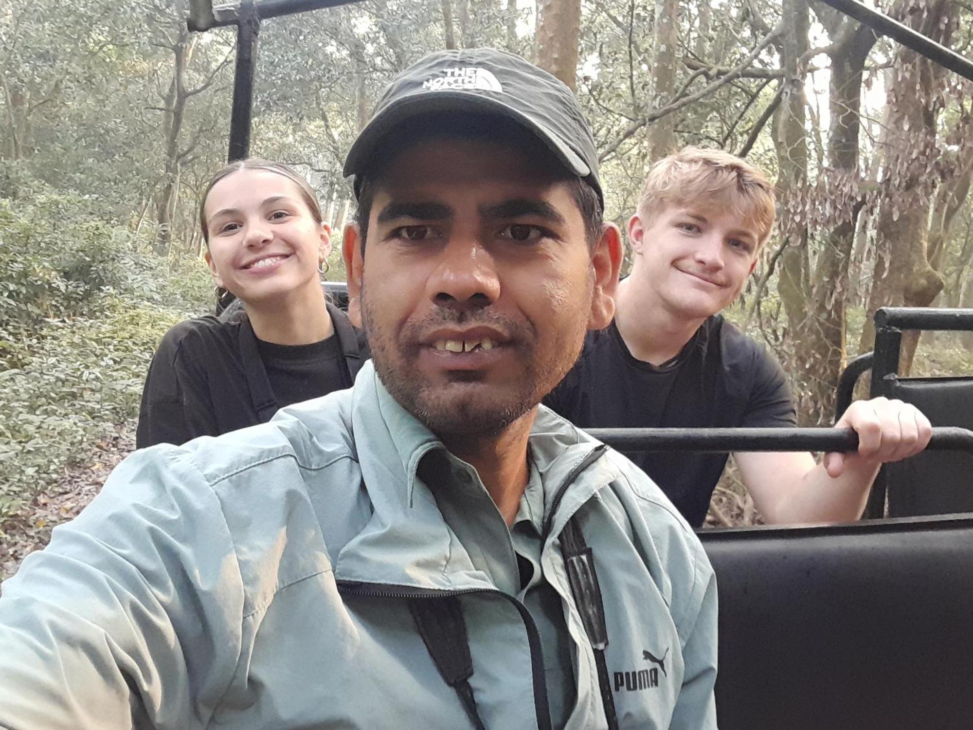Crocodile Safari Camp Otel Chitwan Oda fotoğraf
